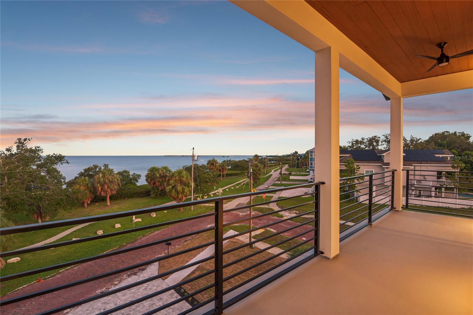 96 SHORE DRIVE