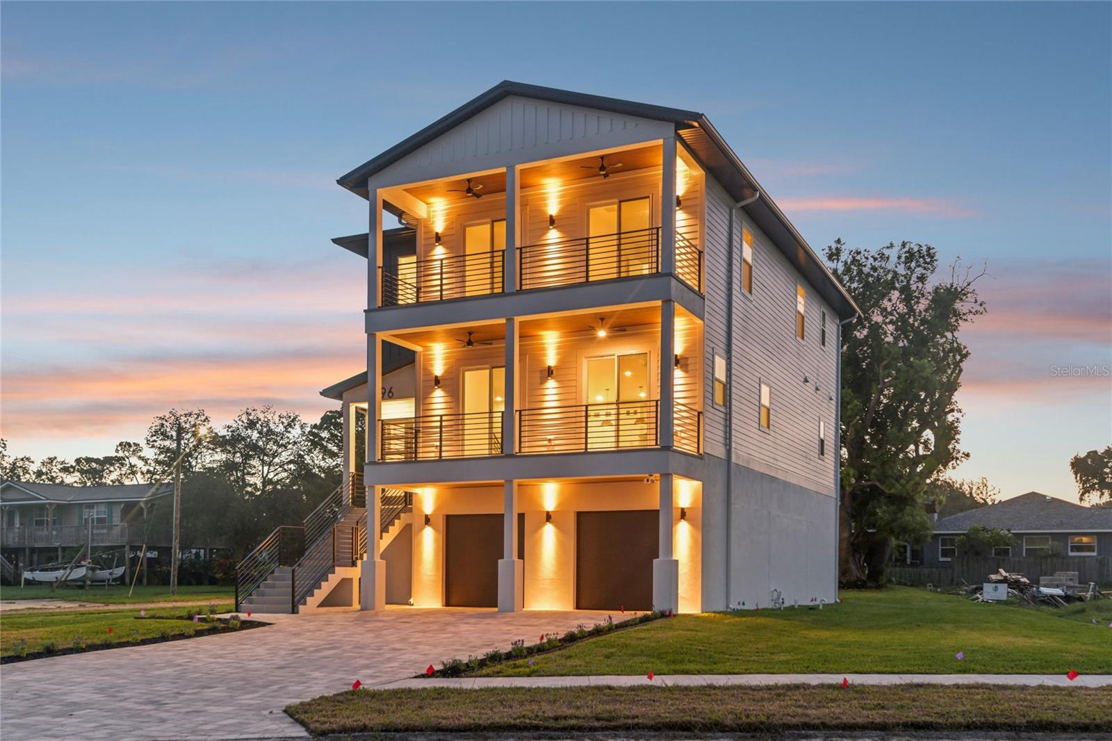 96 SHORE DRIVE