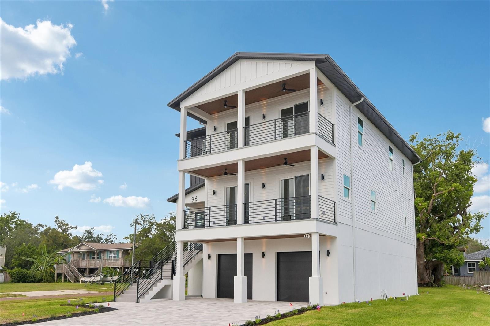 96 SHORE DRIVE