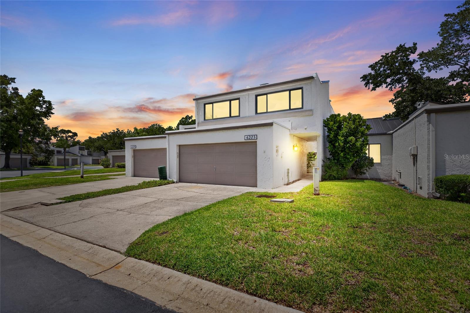 CARROLLWOOD VILLAGE FAIRWAY TO - Residential