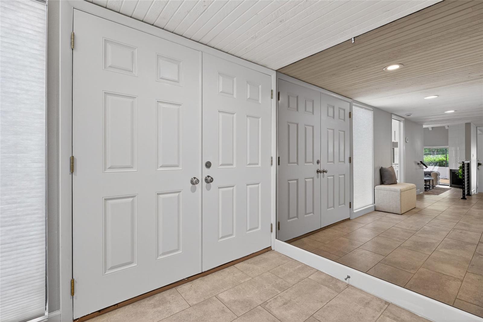 CARROLLWOOD VILLAGE FAIRWAY TO - Residential