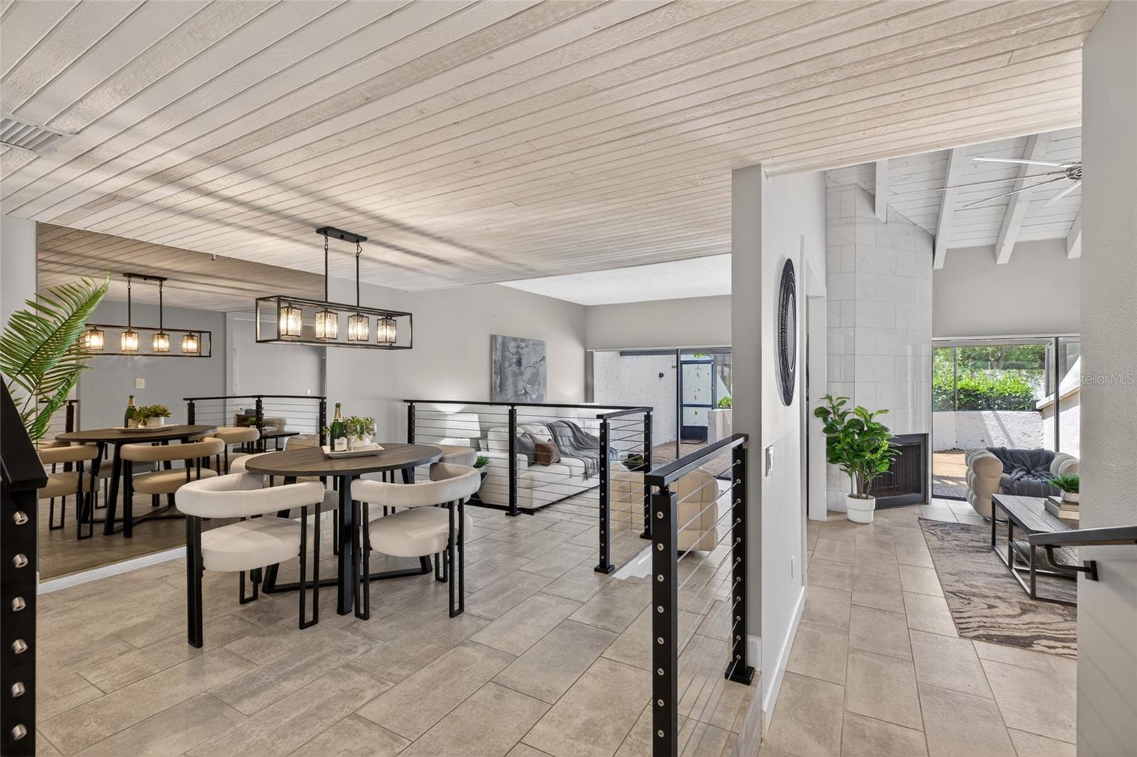 CARROLLWOOD VILLAGE FAIRWAY TO - Residential