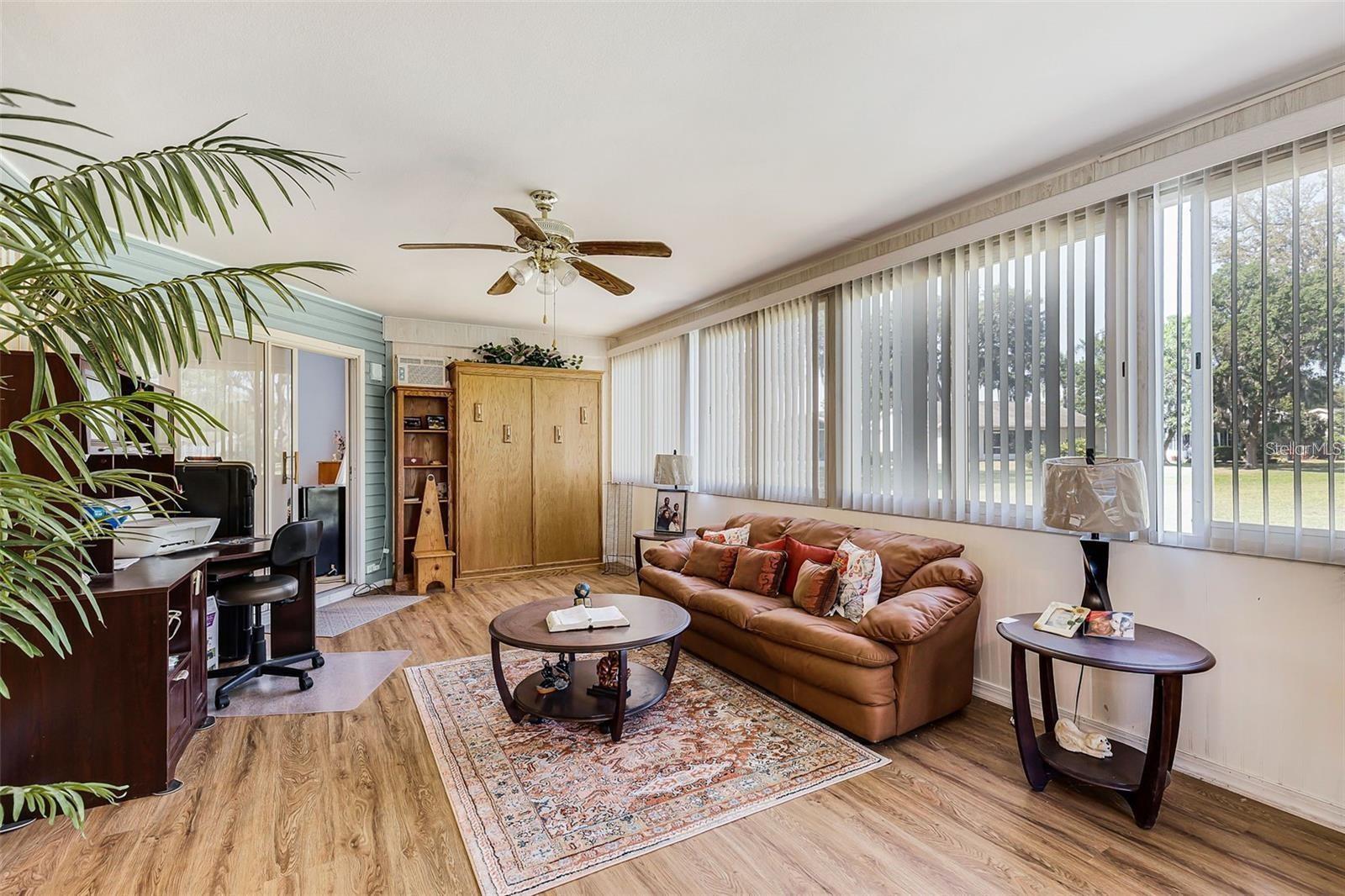 PENNBROOKE PH 01D - Residential Lease