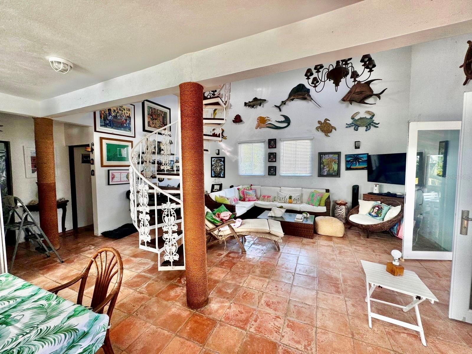 LAS PICUAS - Residential