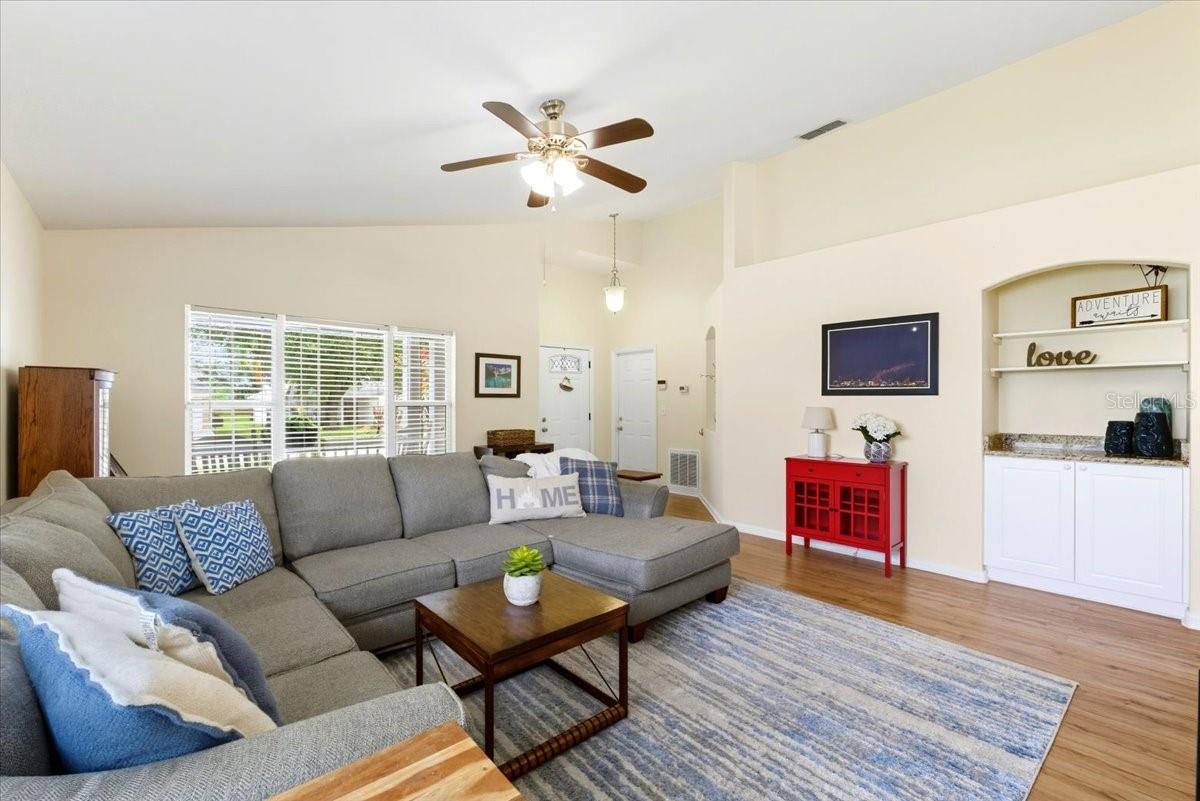 WESTON HILLS SUB - Residential