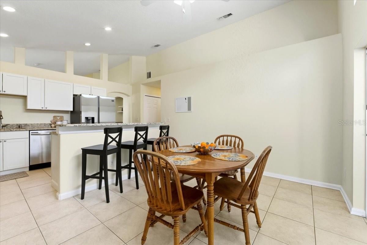 WESTON HILLS SUB - Residential