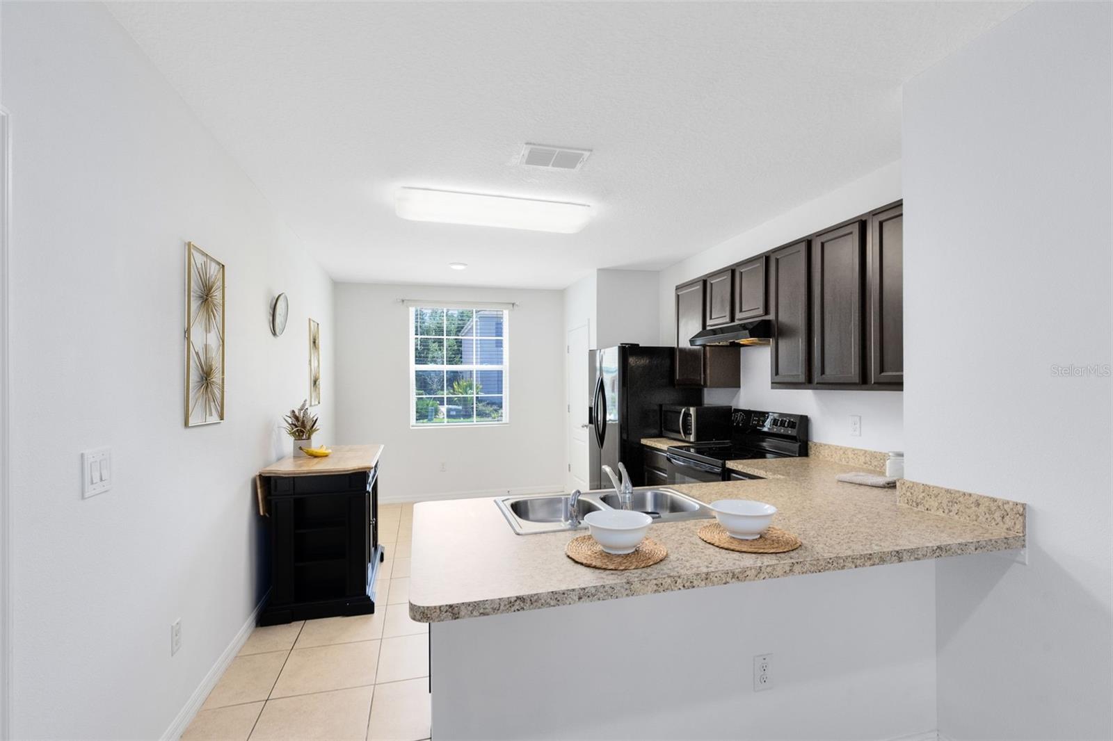 440 ARBOR LAKES DRIVE