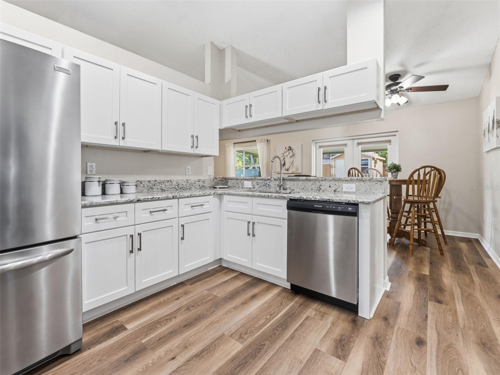 HIGHLAND CHASE - Residential