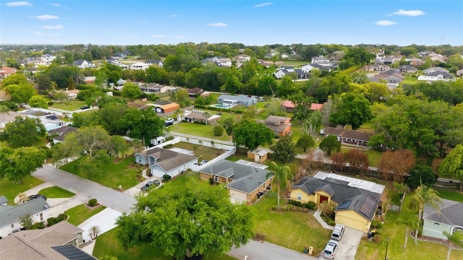 HIGHLAND CHASE - Residential