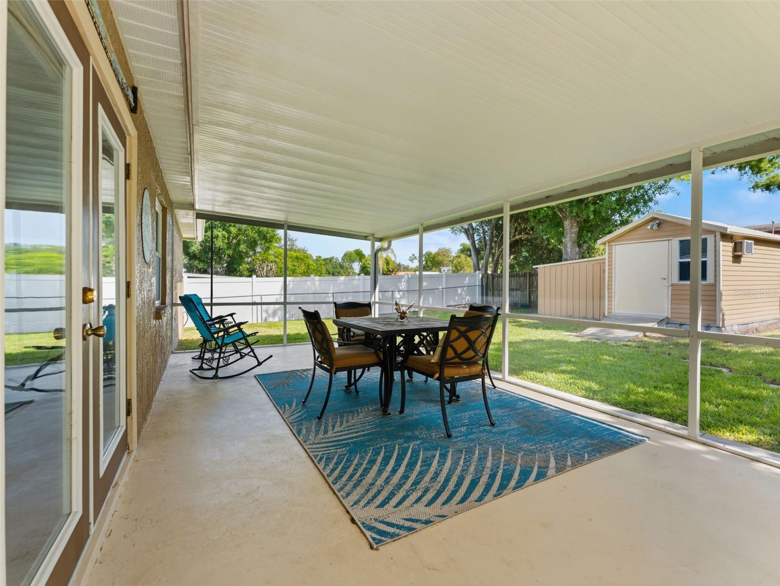 HIGHLAND CHASE - Residential