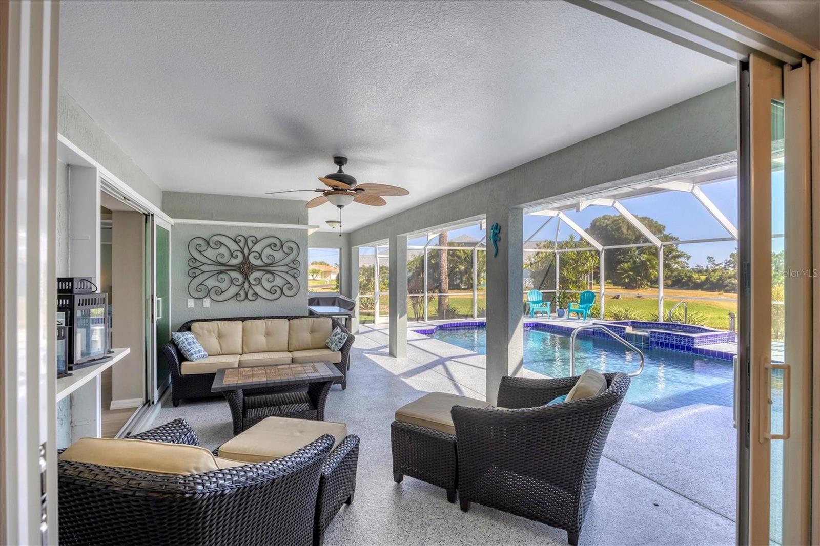 ROTONDA WEST BROADMOOR - Residential