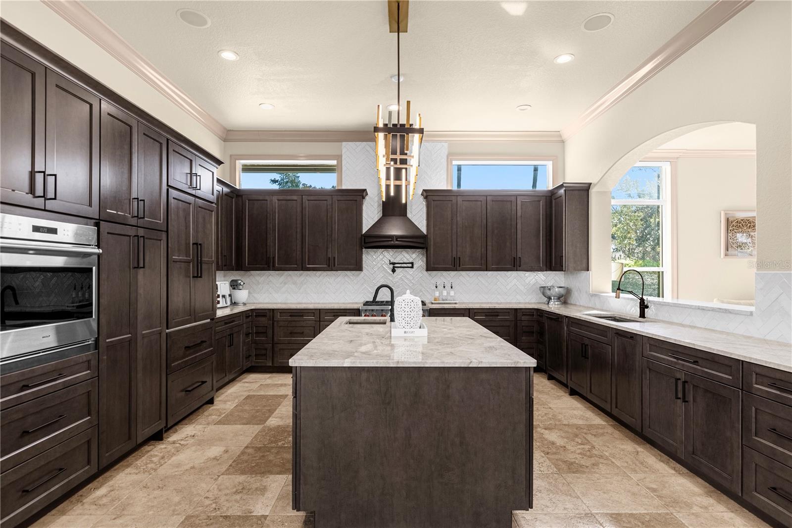 HEATHROW WOODS - Residential