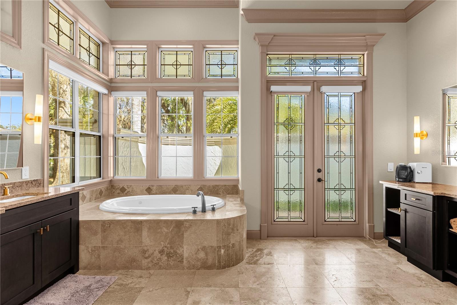 HEATHROW WOODS - Residential