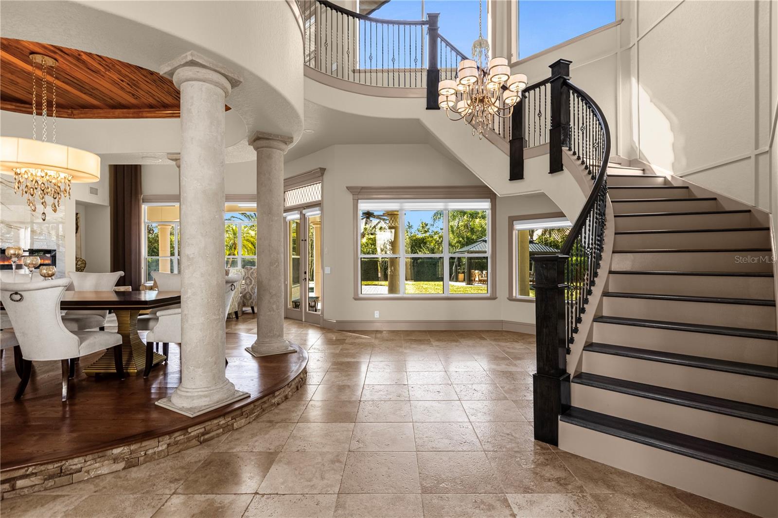 HEATHROW WOODS - Residential