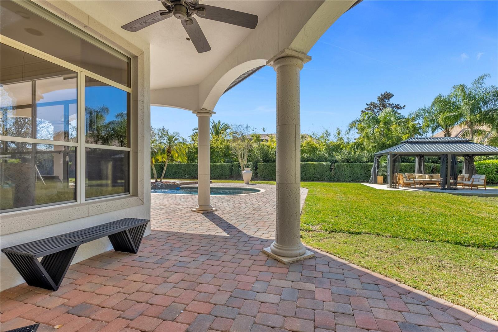 HEATHROW WOODS - Residential