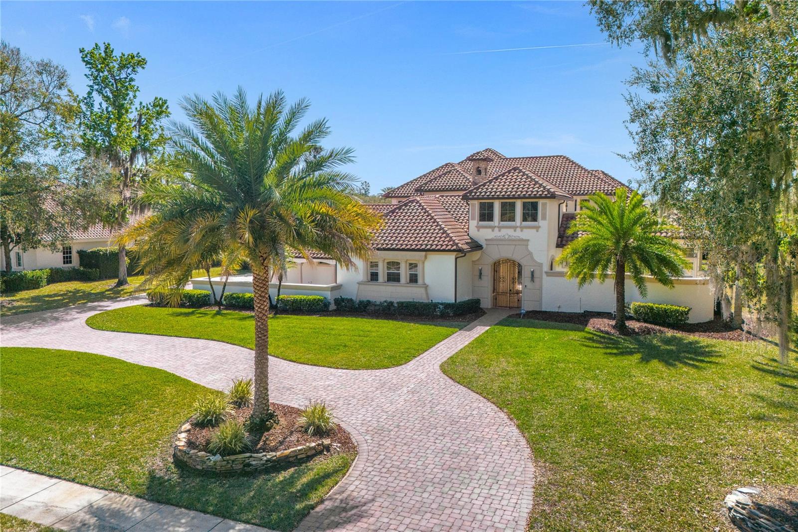 HEATHROW WOODS - Residential