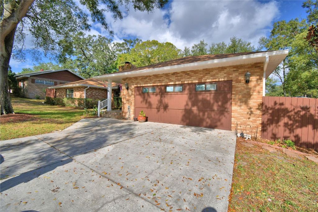 Photo of 236 Pinellas Street, Lakeland, FL 33803 (MLS # L4958854)