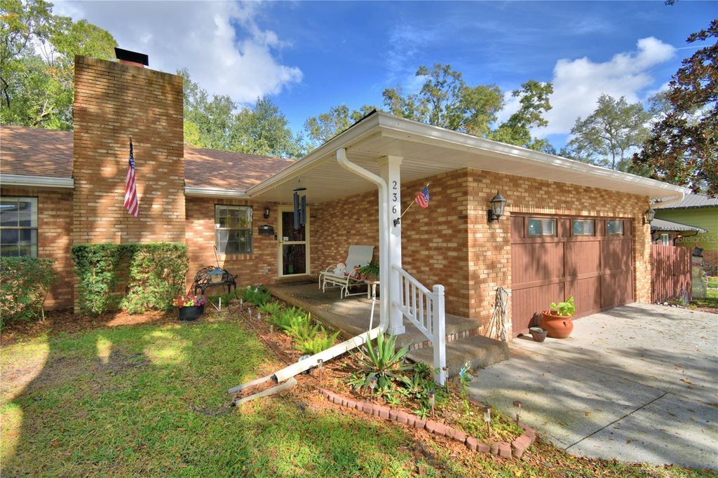 Photo of 236 Pinellas Street, Lakeland, FL 33803 (MLS # L4958854)