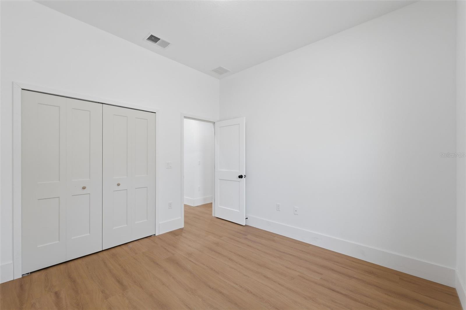 CITRUS SPGS UNIT 03 - Residential