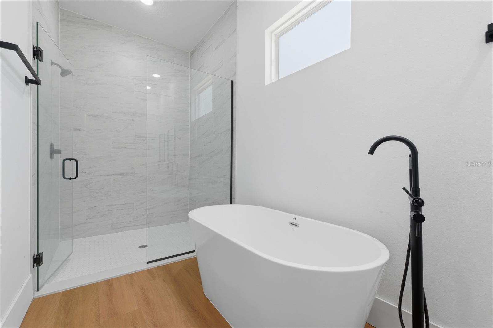 CITRUS SPGS UNIT 03 - Residential