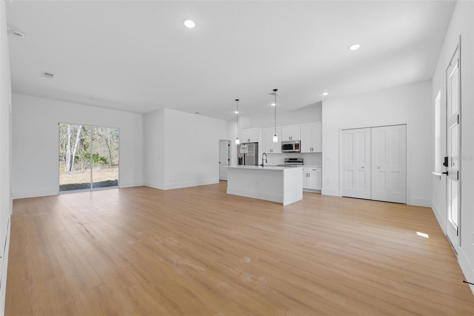 CITRUS SPGS UNIT 03 - Residential