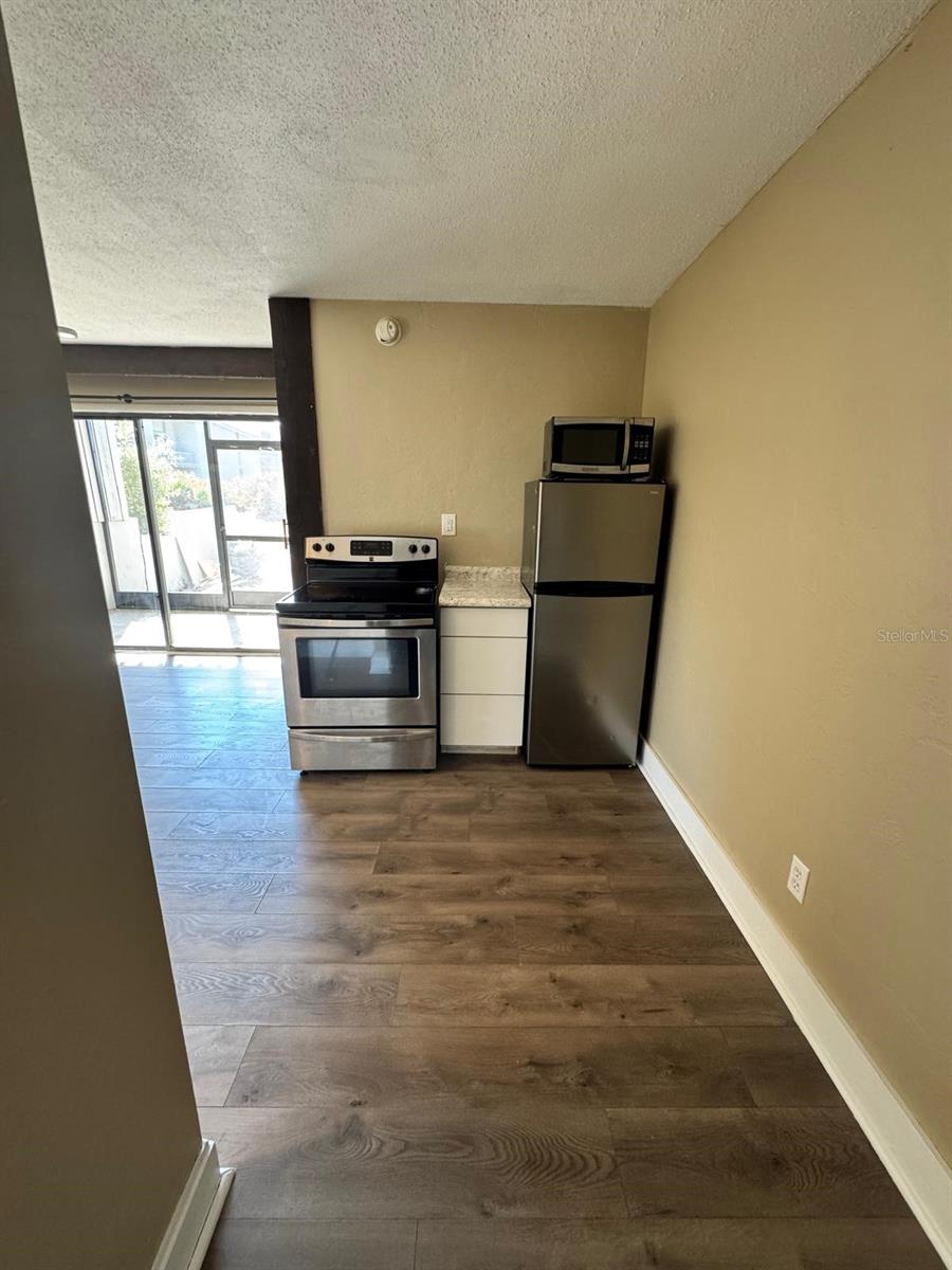 GRENELEFE CONDO BURN-WAY N UNIT 01 02 03 & 04 - Residential Lease