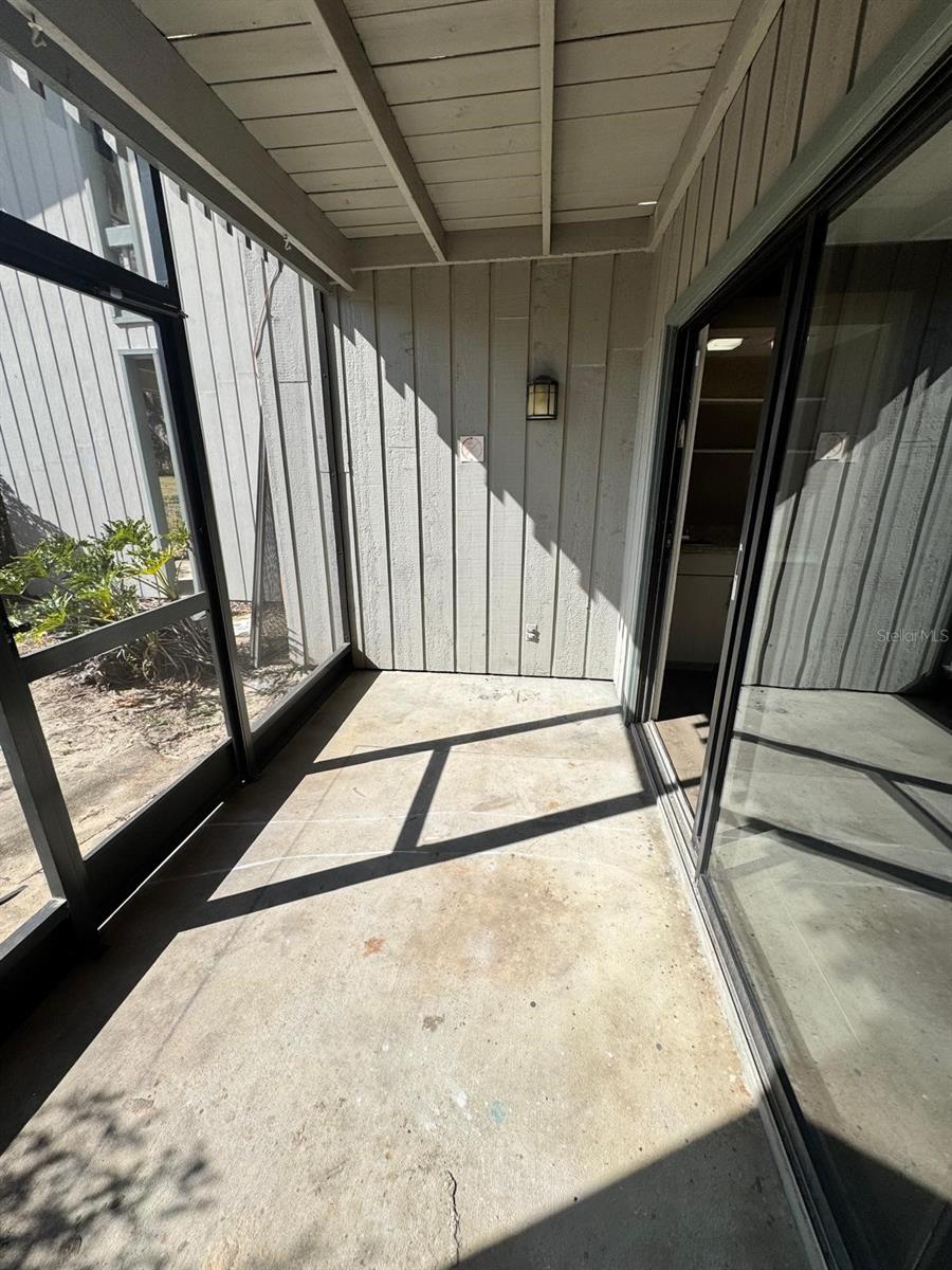 GRENELEFE CONDO BURN-WAY N UNIT 01 02 03 & 04 - Residential Lease