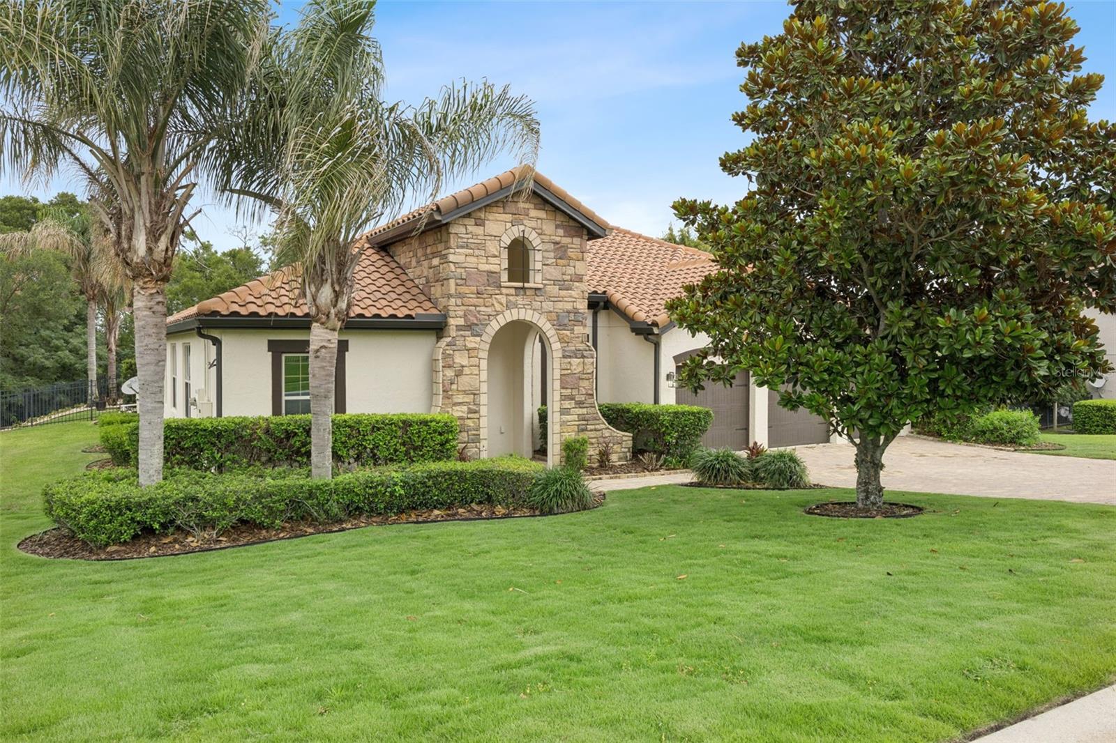 16704 CARAVAGGIO LOOP