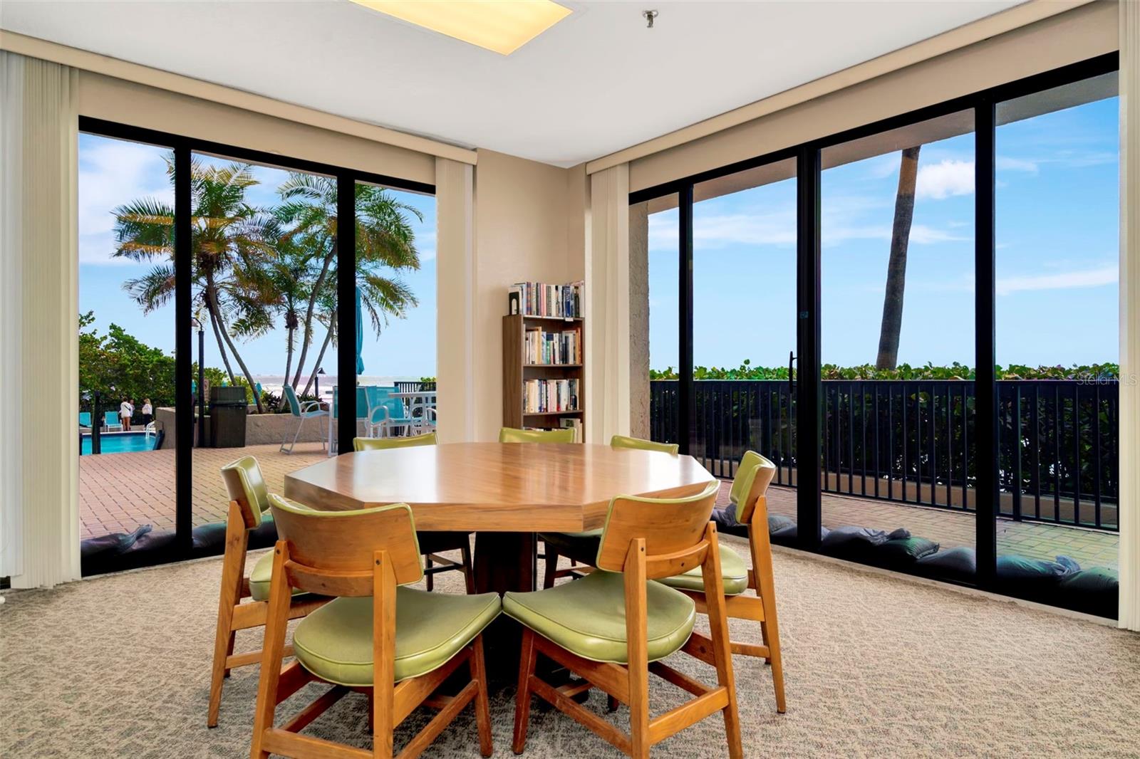 SURFSIDE TOWER CONDO - Residential Lease