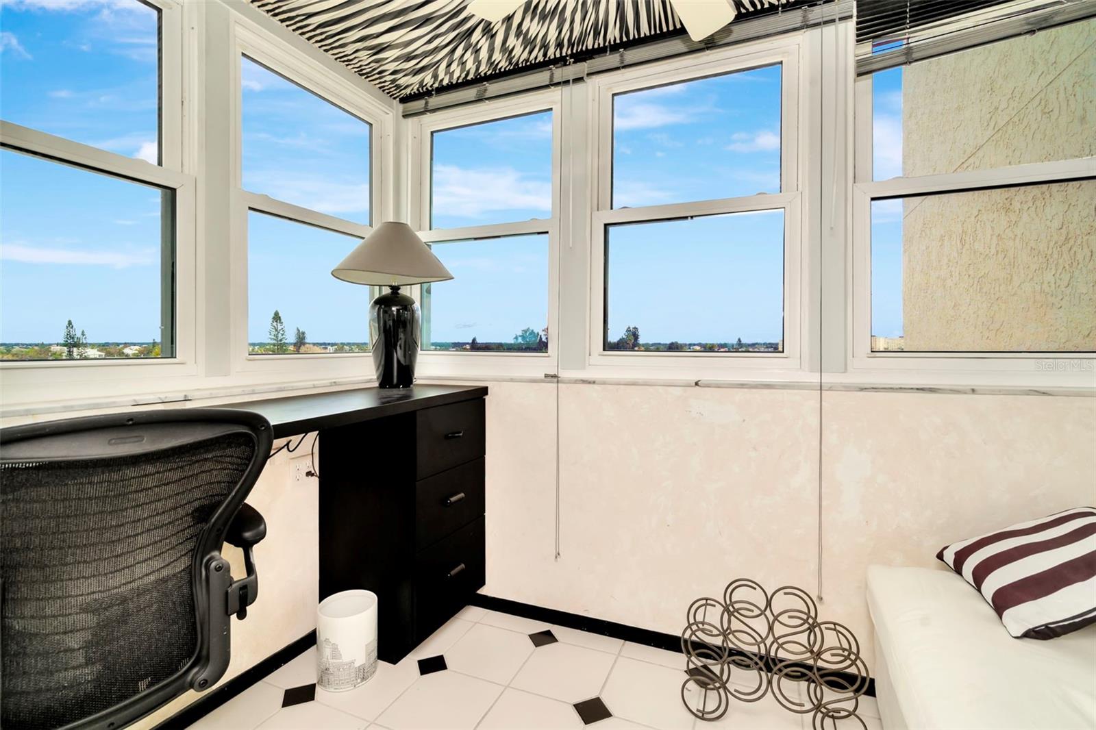 SURFSIDE TOWER CONDO - Residential Lease