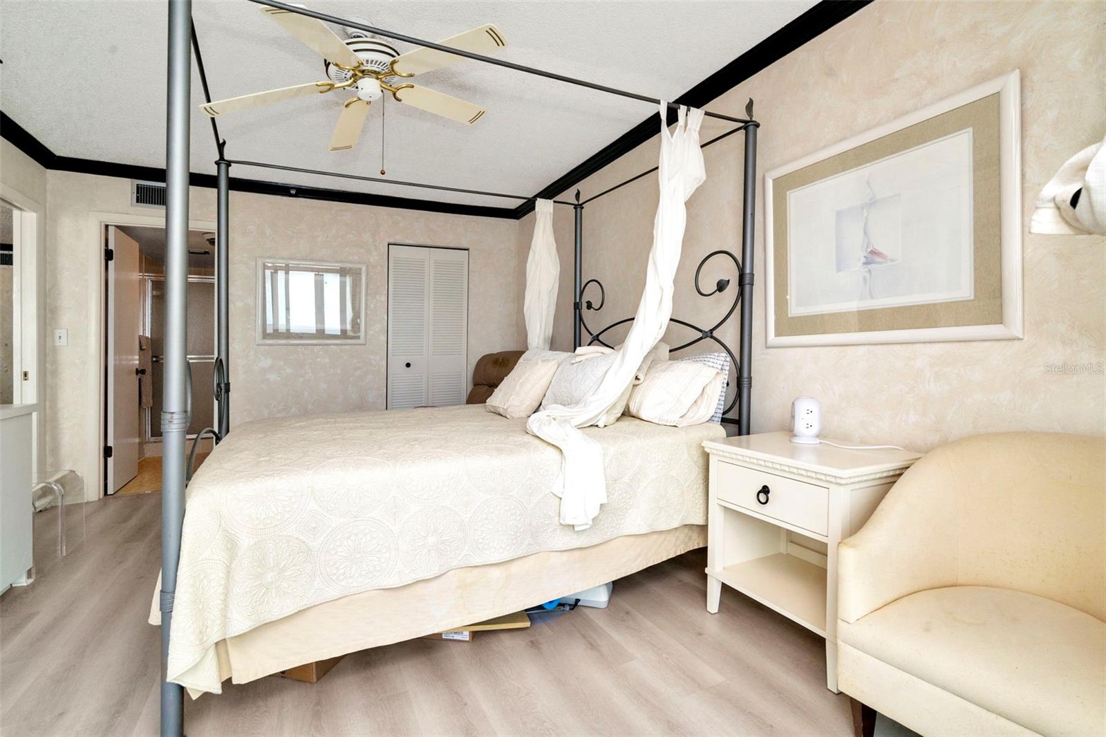 SURFSIDE TOWER CONDO - Residential Lease