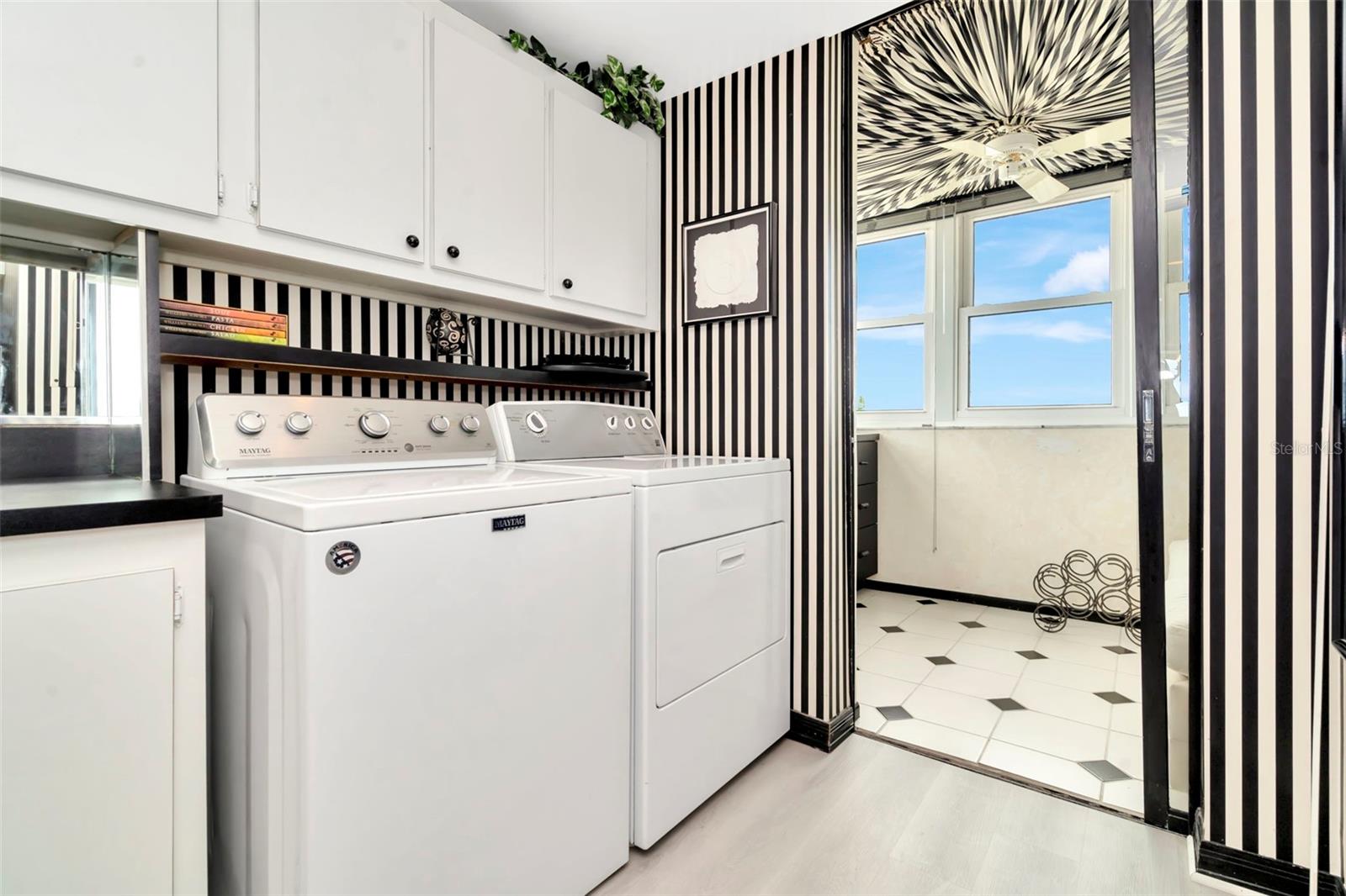 SURFSIDE TOWER CONDO - Residential Lease