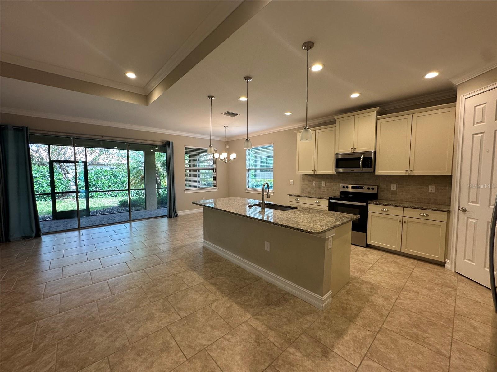 TOSCANA ISLES UN 1 - Residential