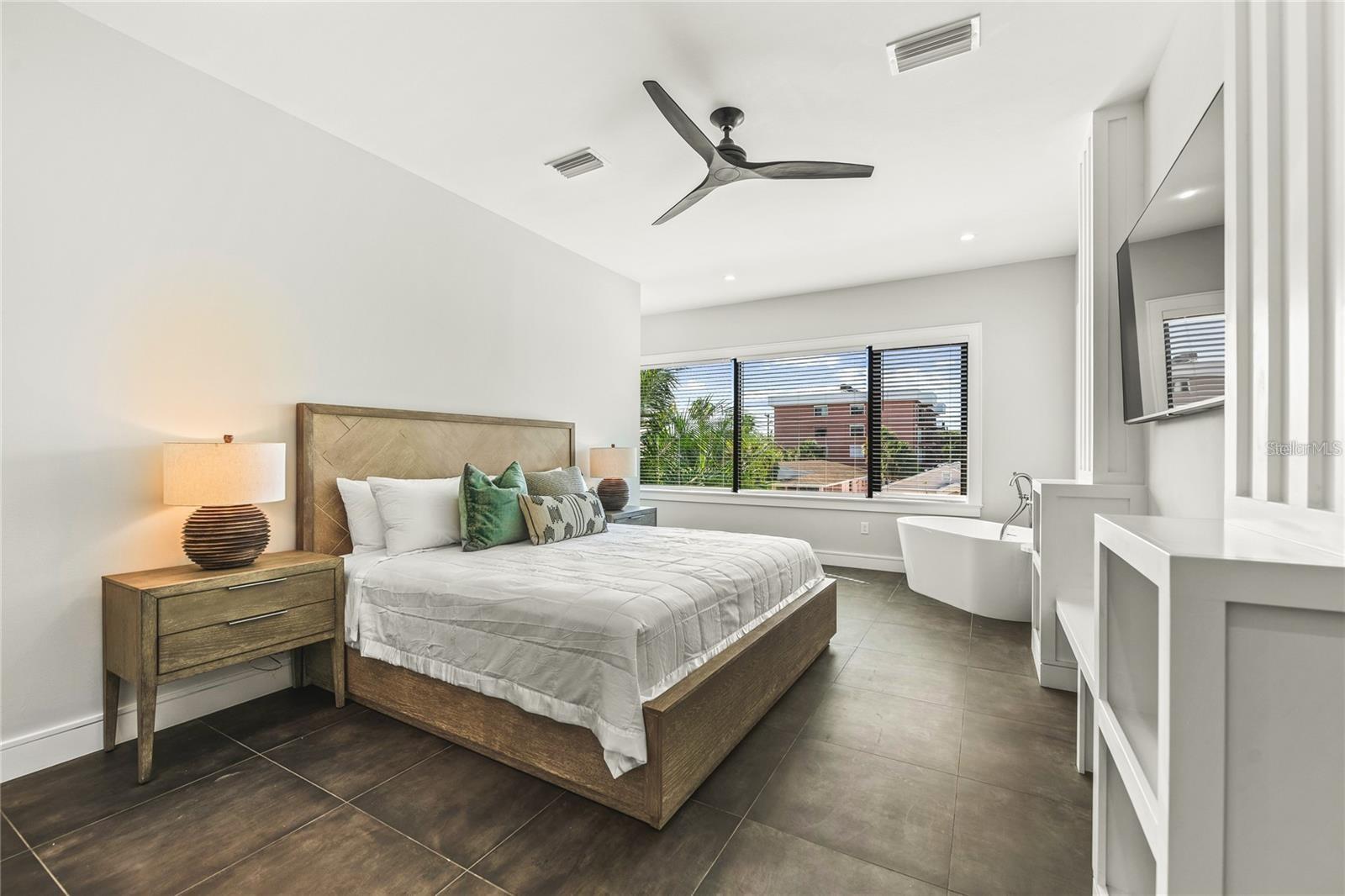 LIDO BEACH DIV B RESUB - Residential