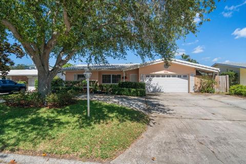 Single Family Residence in SEMINOLE FL 10145 NASSAU COURT.jpg