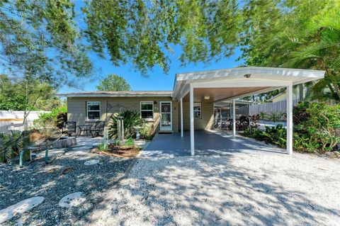 Photo of 412 River Boulevard S, Nokomis, FL 34275 (MLS # TB8363351)