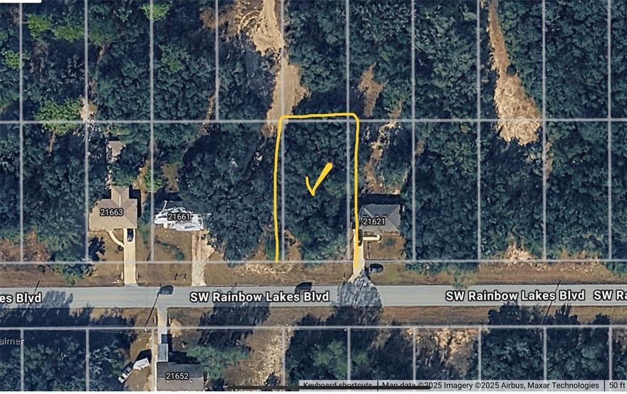 LAND LOCATED 5 MINUTES FROM DUNNELLON SPRINGS AND 12 MINUTES FROM THE WORLD HORSE CENTRE.