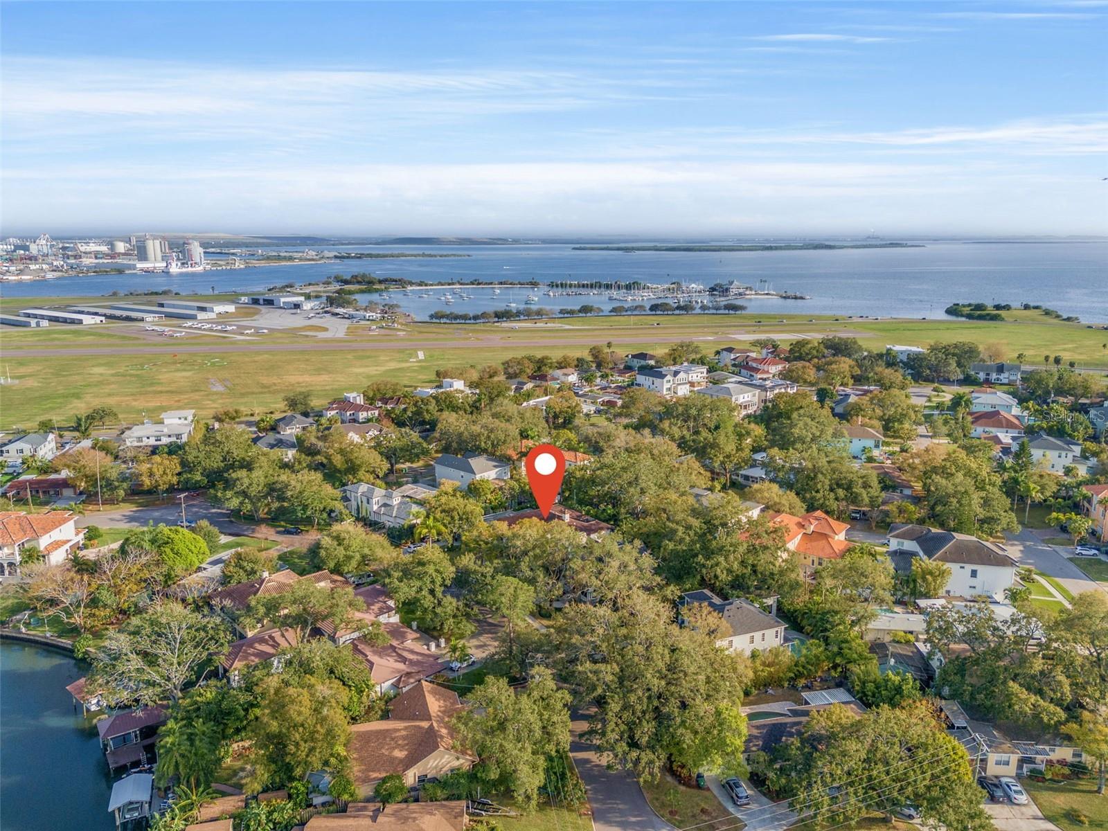 DAVIS ISLANDS PB10 PG52 TO 57 - Residential