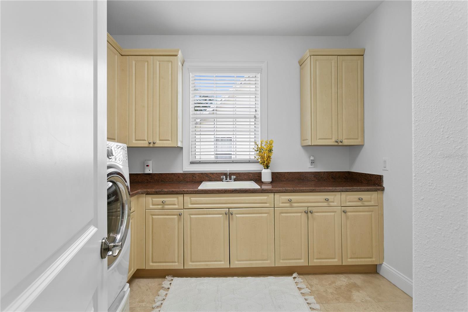 DAVIS ISLANDS PB10 PG52 TO 57 - Residential