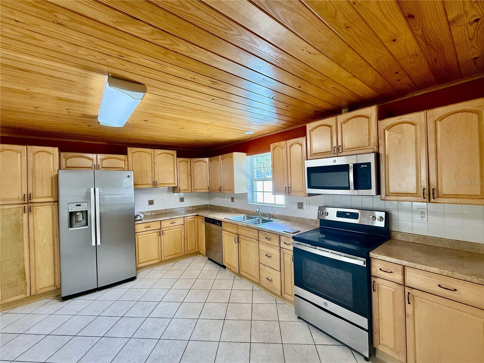 ALLANDALE - Residential