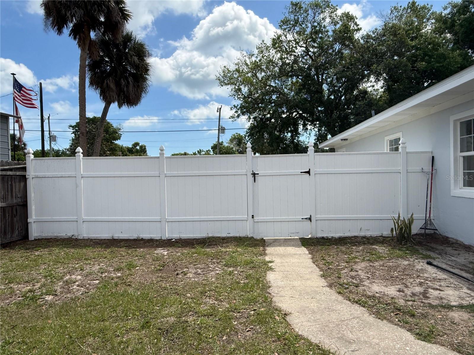 ALLANDALE - Residential