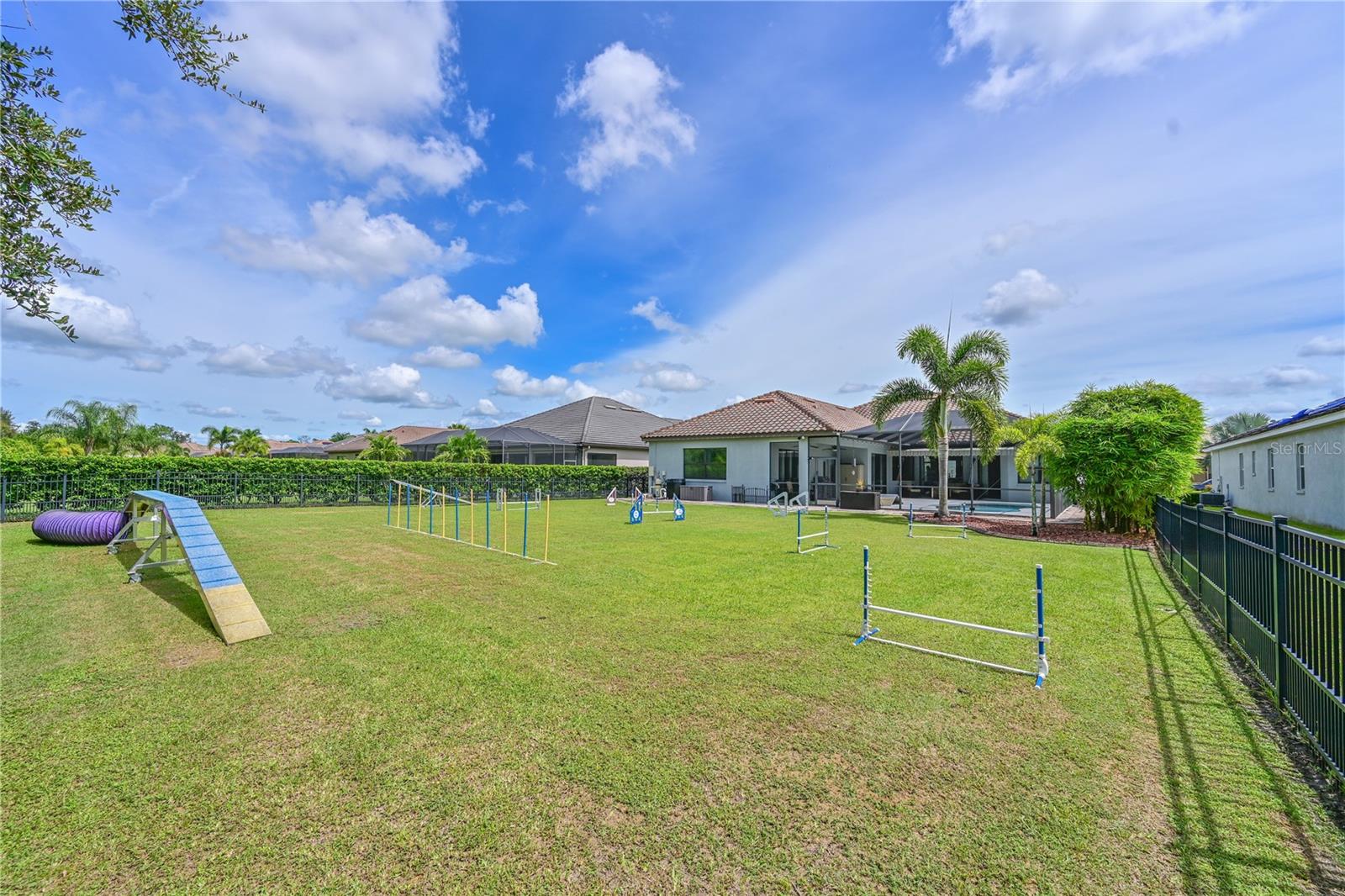 ENCLAVE AT COUNTRY MEADOWS - Residential