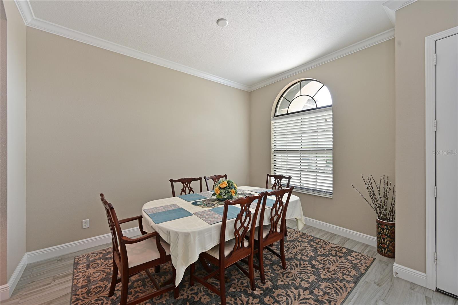 ENCLAVE AT COUNTRY MEADOWS - Residential