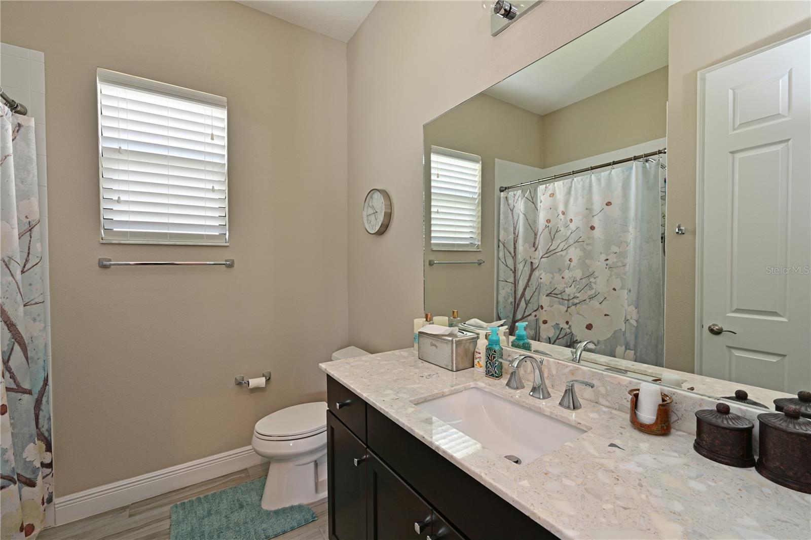 ENCLAVE AT COUNTRY MEADOWS - Residential