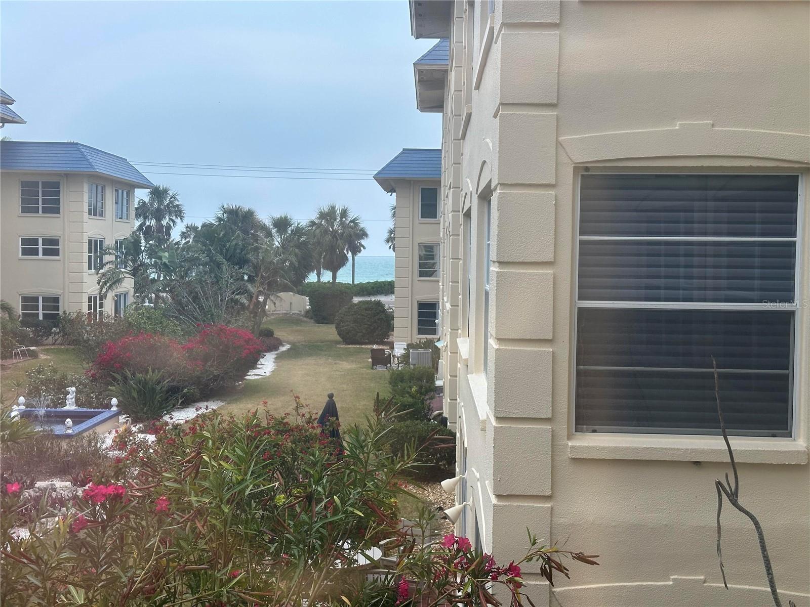 BEACH HARBOR CLUB - Residential Lease