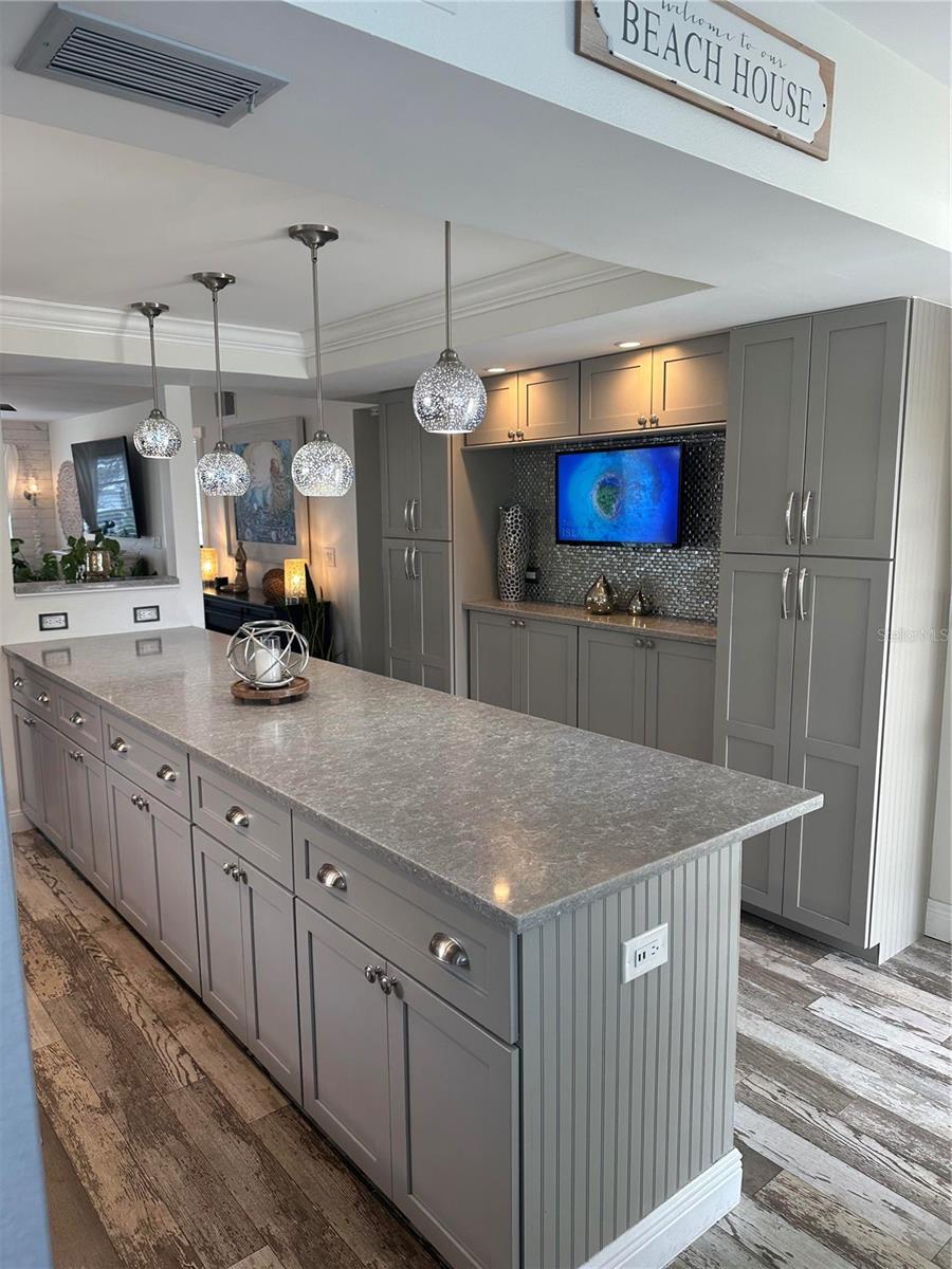 BEACH HARBOR CLUB - Residential Lease