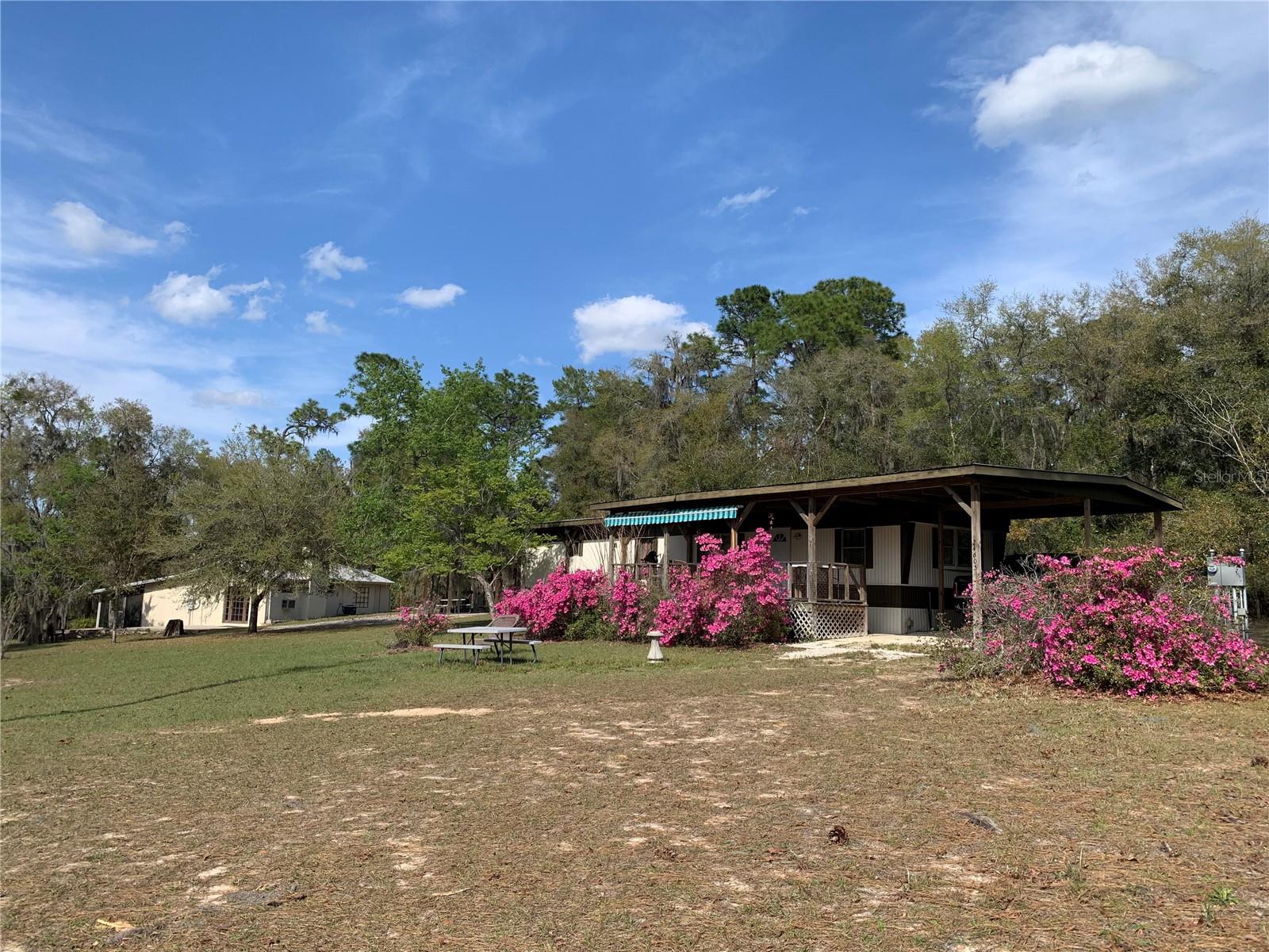 CEDAR LANDING - Residential