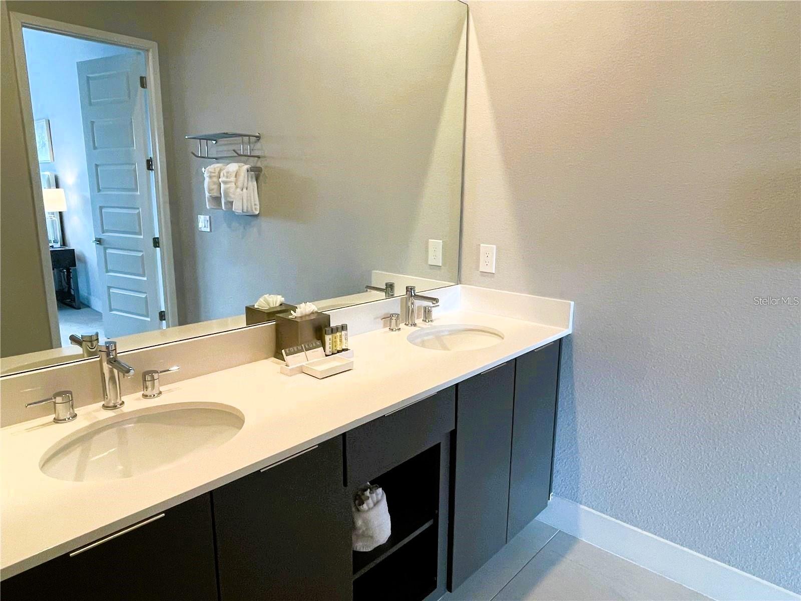 SPECTRUM AT REUNION CONDO PH 1A THRU 1D - Residential