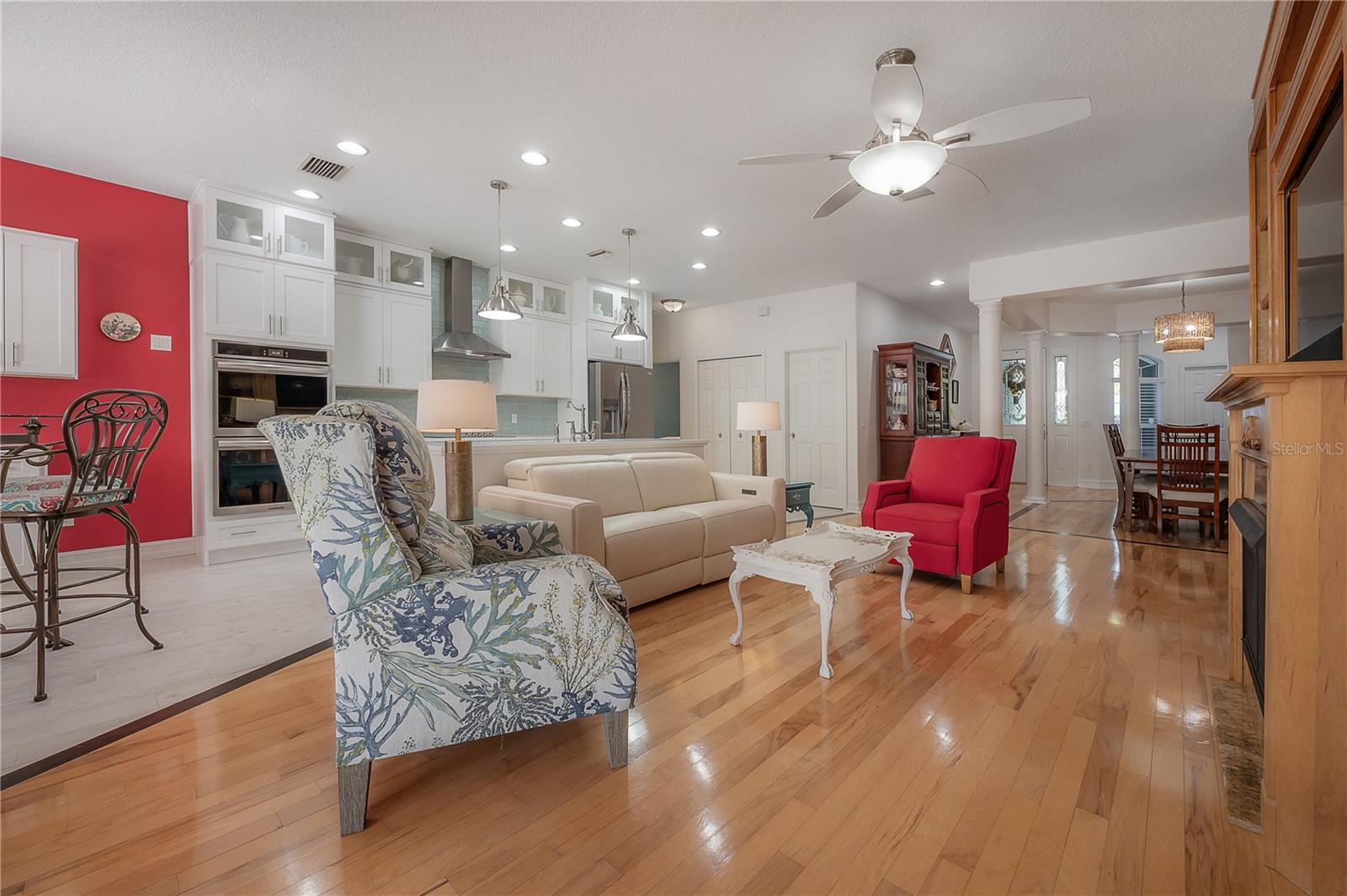 TEMPLE TERRACE ESTATES - Residential