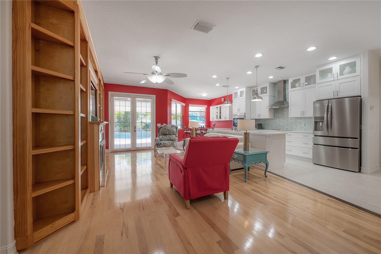 TEMPLE TERRACE ESTATES - Residential